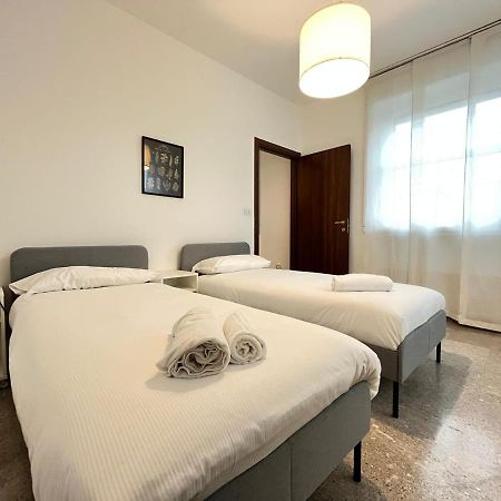 Kibilu - Viale Andrea Doria - Corso Buenos Aires - Porta Venezia - Centro Citta Apartment Milan Bagian luar foto